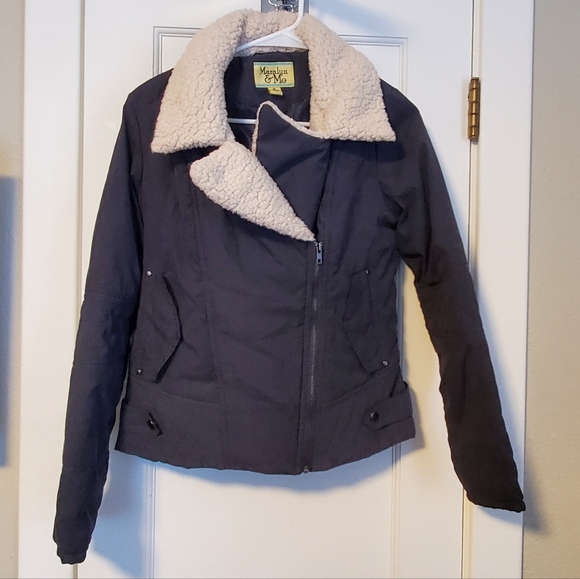 Maralyn & Me Women's zippered jacket faux sherpa collar - Picture 2 of 6